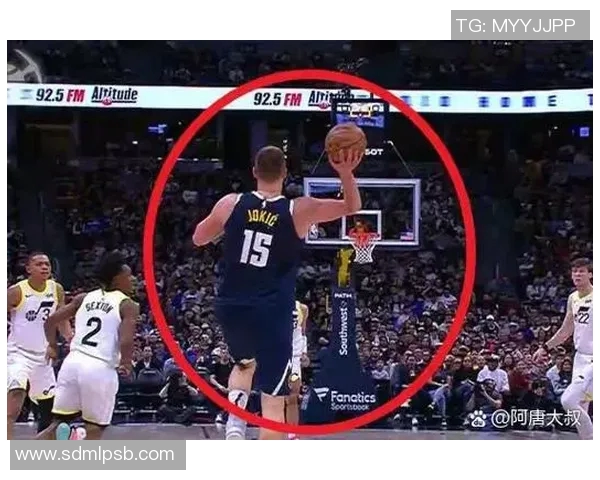 勇士与掘金季后赛第四场激战回顾球星表现与战术分析