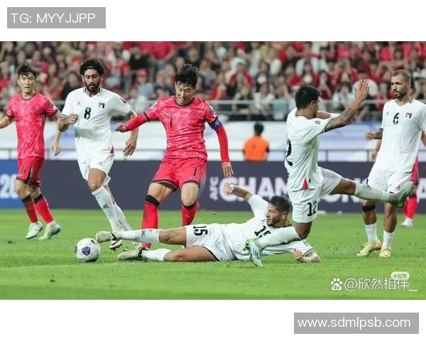 国足与武汉卓尔精彩对决视频回顾球迷热议赛场瞬间与精彩进球