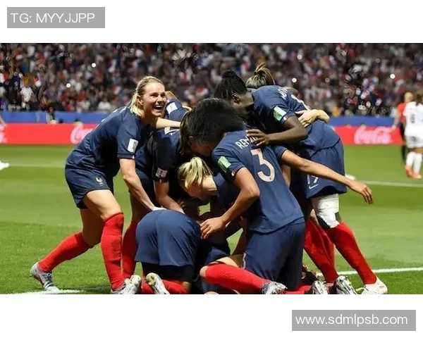 新西兰女子足球队对阵荷兰女子足球队精彩赛事回顾与分析