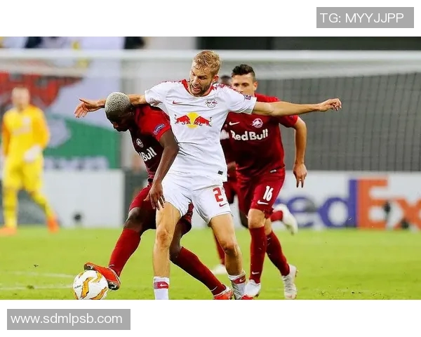 利物浦与萨茨堡激战正酣谁能在欧冠赛场上笑到最后