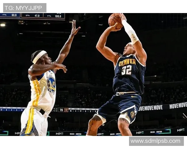 勇士与掘金激战1月17日争夺西部季后赛席位的关键对决